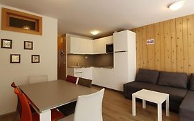 Residence Lores 2